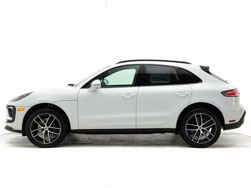 New 2025 Porsche Macan image 2