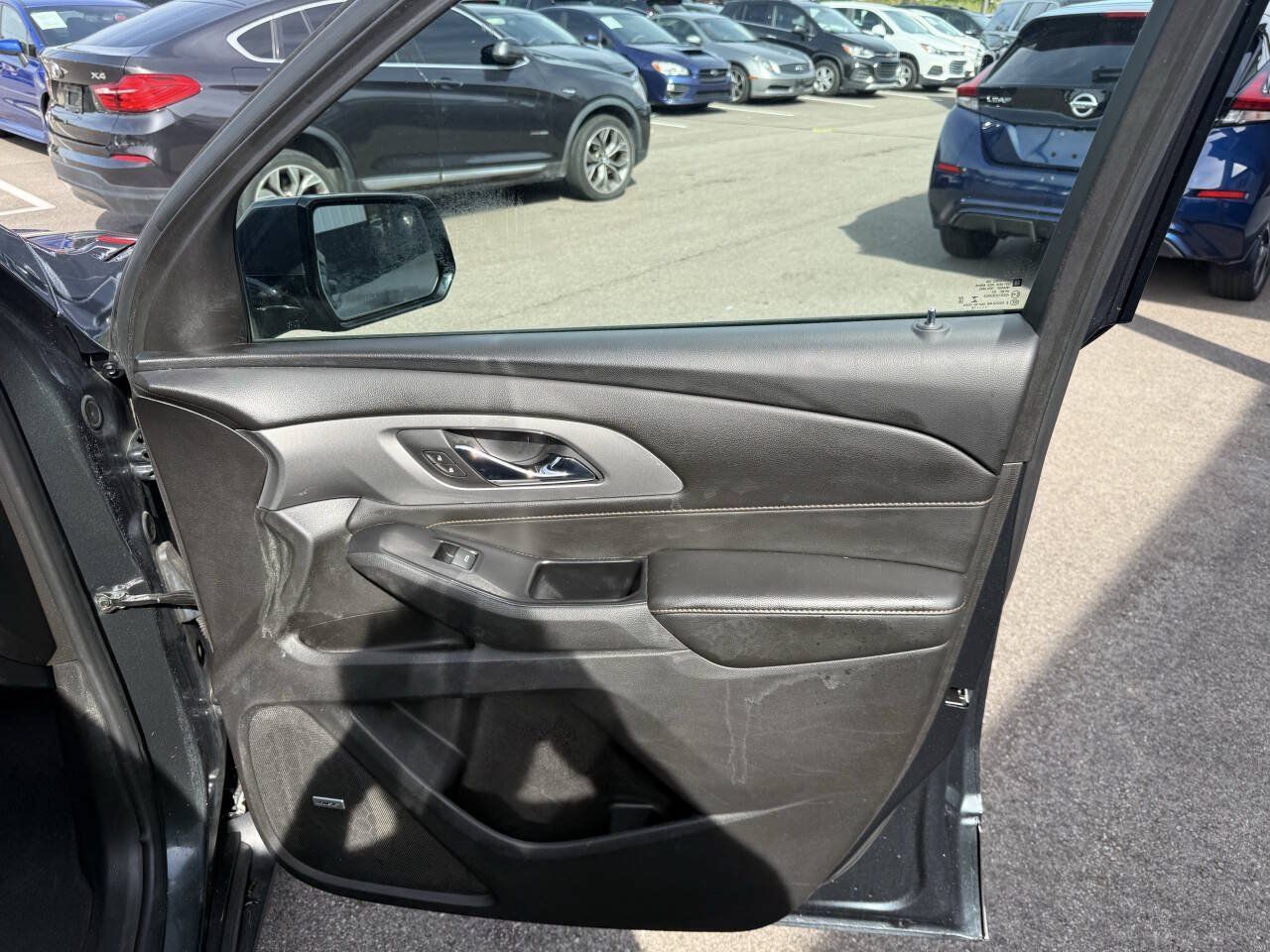 Used 2019 Chevrolet Traverse RS FWD image 12