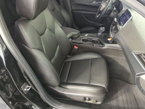 Used 2022 Cadillac CT4 Luxury w/ Sun And Sound Package RWD image 36