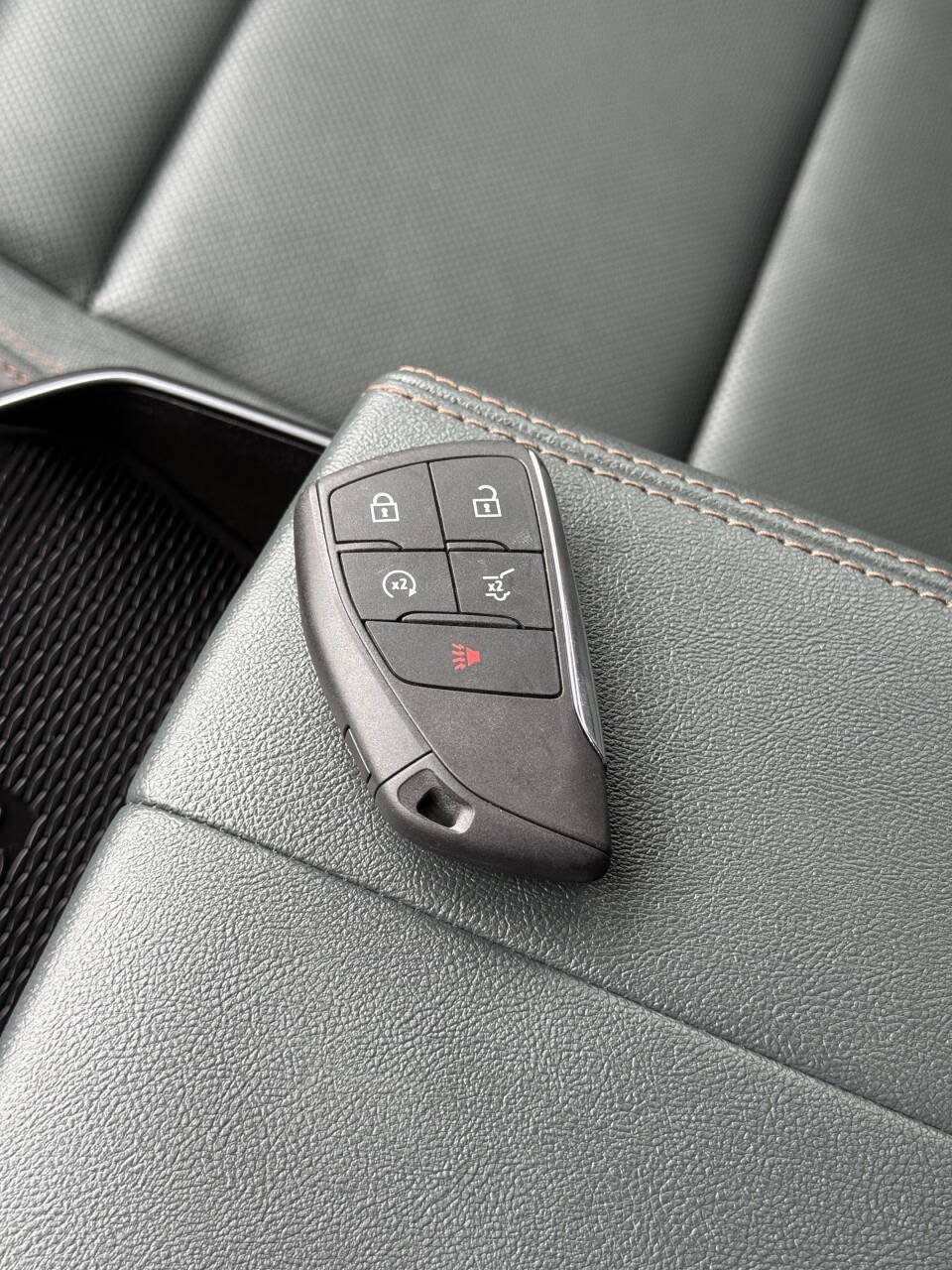 Used 2026 GMC Terrain AT4 AWD/4WD image 21