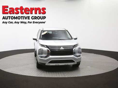 Used 2024 Mitsubishi Outlander SE FWD image 52