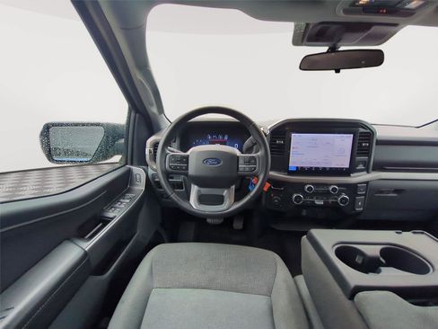 Used 2025 Ford F150 XLT w/ Equipment Group 301A Standard AWD/4WD image 28