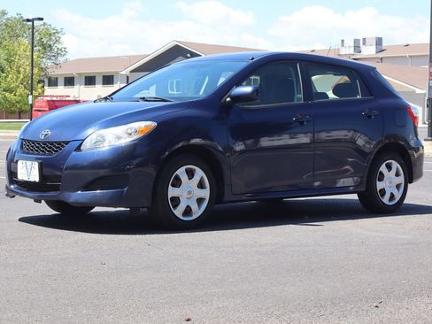 Used 2009 Toyota Matrix FWD image 11