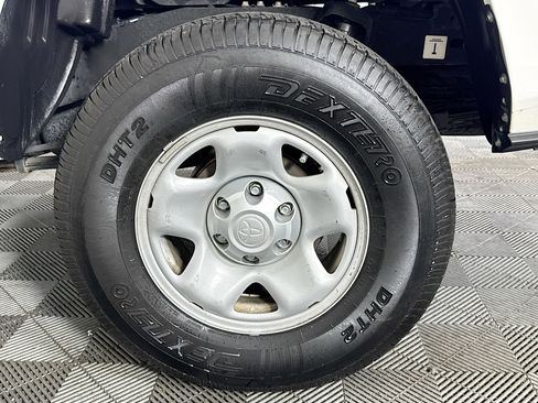 Used 2021 Toyota Tacoma SR image 33