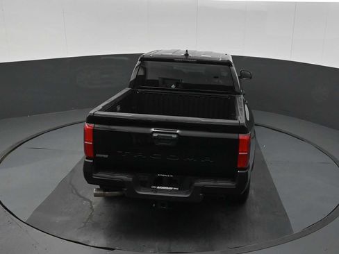 Used 2025 Toyota Tacoma SR5 RWD image 16