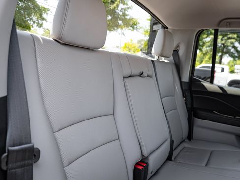 Used 2017 Honda Ridgeline RTL image 33