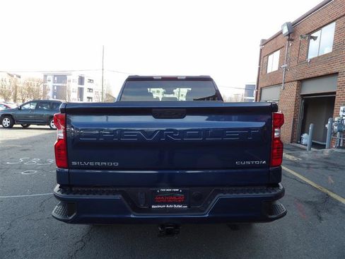 Used 2022 Chevrolet Silverado 1500 Custom image 3