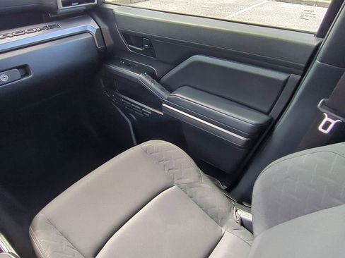 Certified 2024 Toyota Tacoma SR5 image 17