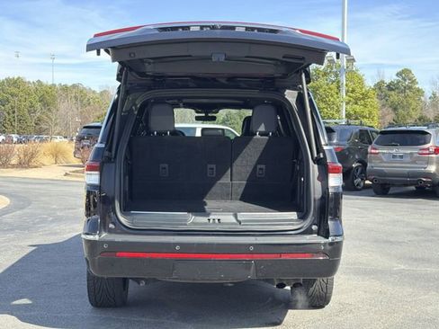 Used 2024 Lincoln Navigator Reserve AWD/4WD image 22
