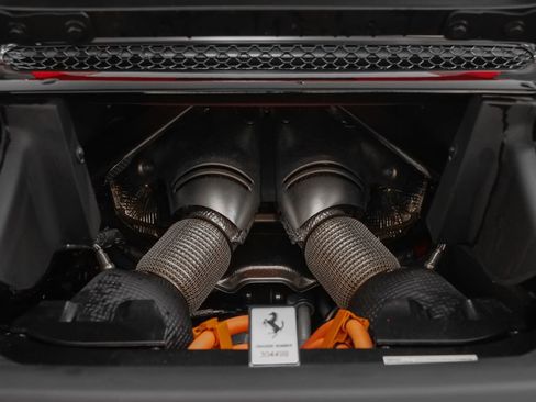 Certified 2024 Ferrari 296 GTS image 40