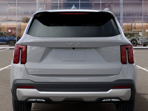 New 2026 Kia Sorento SX FWD image 13