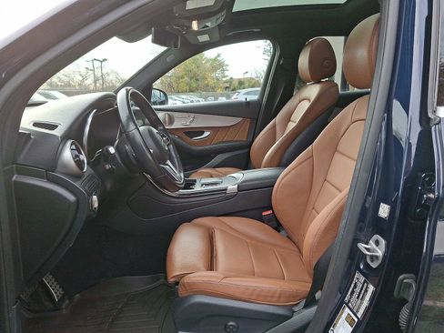 Certified 2021 Mercedes-Benz GLC 300 4MATIC image 2