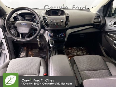 Used 2018 Ford Escape SE image 7
