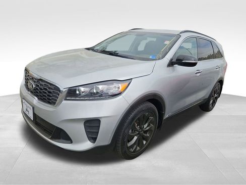 Used 2020 Kia Sorento S image 3
