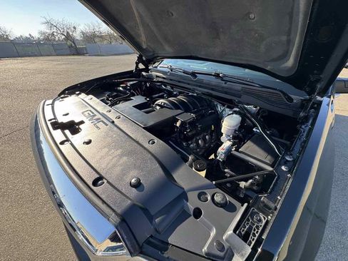 Used 2015 GMC Sierra 1500 SLT w/ SLT Crew Cab Value Package image 41