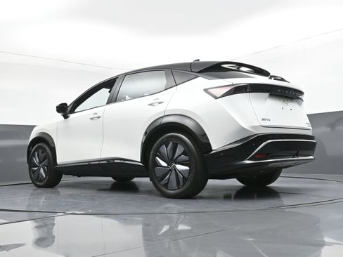 Used 2023 Nissan Ariya image 26