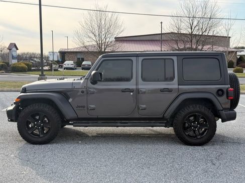 Used 2021 Jeep Wrangler Unlimited Sport image 5