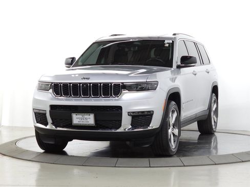 Used 2021 Jeep Grand Cherokee L Limited w/ Luxury Tech Group II AWD/4WD image 4