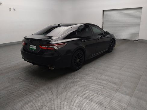 Used 2022 Toyota Camry SE w/ Convenience Package FWD image 9
