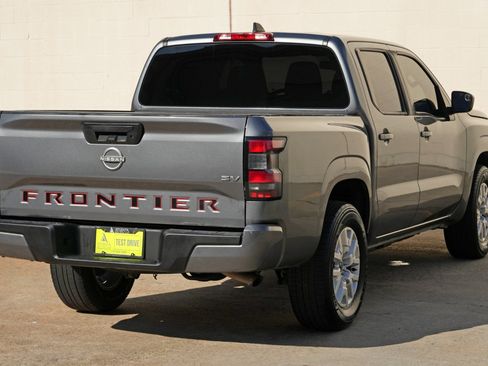 Used 2022 Nissan Frontier SV RWD image 43