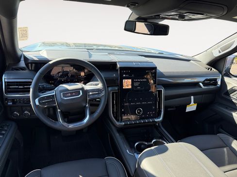 New 2026 GMC Yukon Elevation w/ LPO, Floor Liner Package image 15