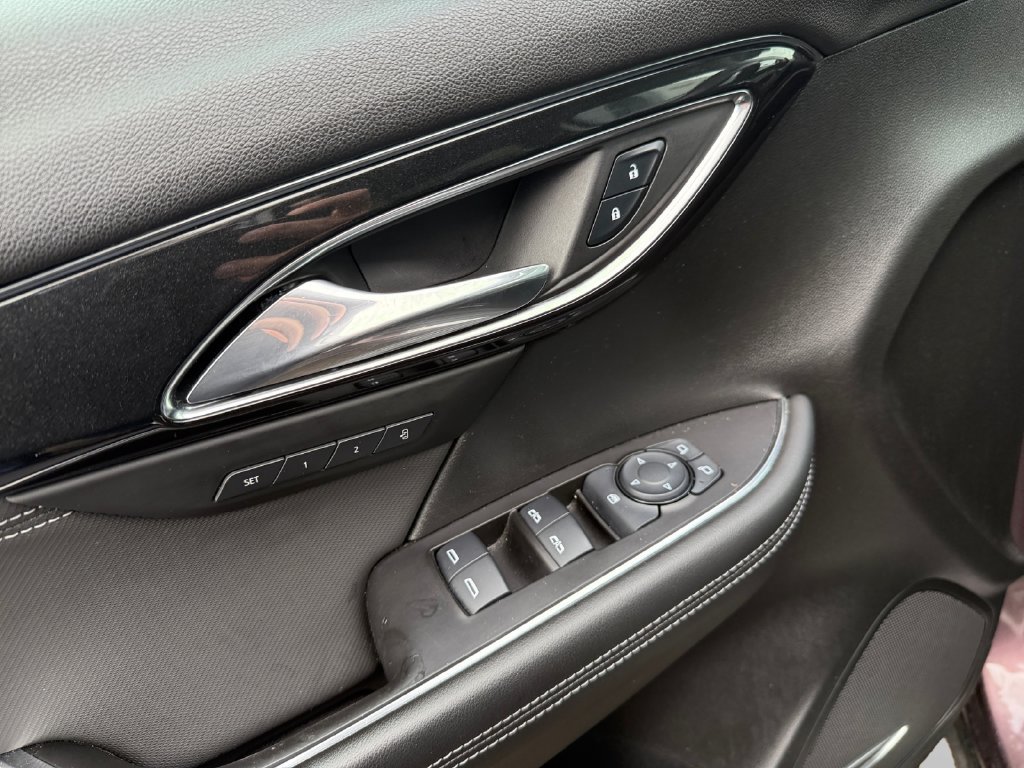 Used 2024 Buick Envision Preferred AWD/4WD image 19