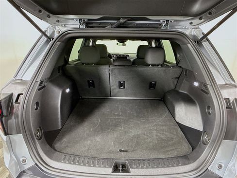 Used 2025 GMC Terrain Elevation image 17