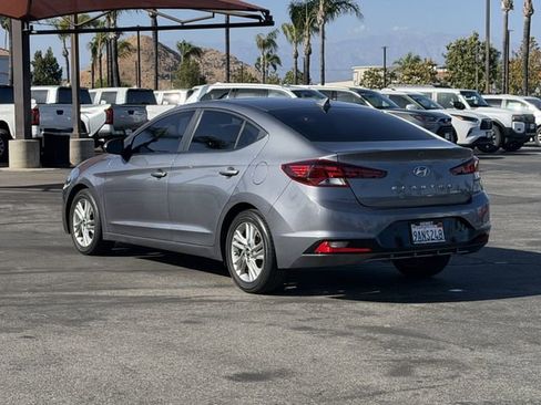 Used 2019 Hyundai Elantra SEL FWD image 8