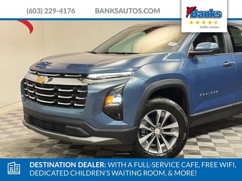New 2026 Chevrolet Equinox LT w/ Convenience Package II AWD/4WD image 3
