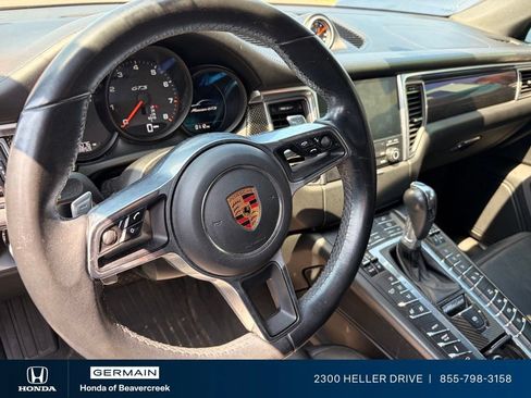 Used 2018 Porsche Macan GTS AWD/4WD image 3