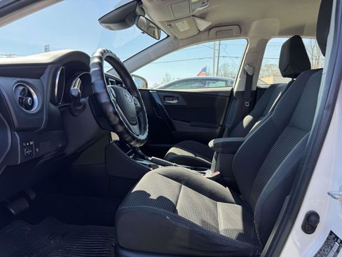Used 2017 Toyota Corolla iM w/ All-Weather Mat Package FWD image 13
