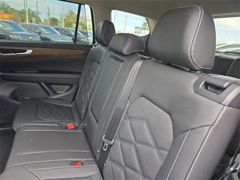 New 2026 Volkswagen Atlas SE image 14