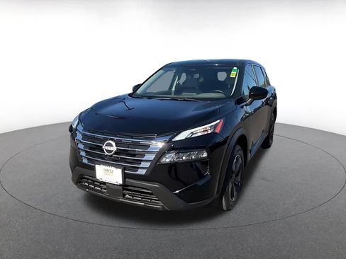 Used 2025 Nissan Rogue SV FWD image 7