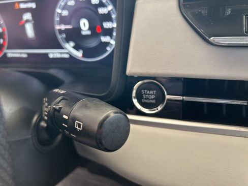 Used 2023 Mitsubishi Outlander SEL image 47