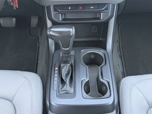 Used 2019 Chevrolet Colorado W/T w/ WT Convenience Package RWD image 19