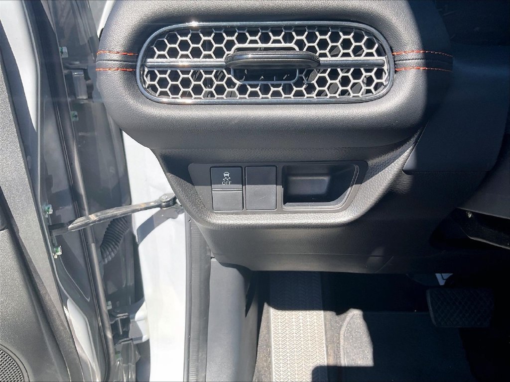 Used 2025 Honda HR-V Sport image 26