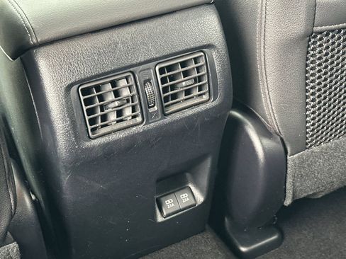 Used 2022 Toyota 4Runner SR5 Premium image 16