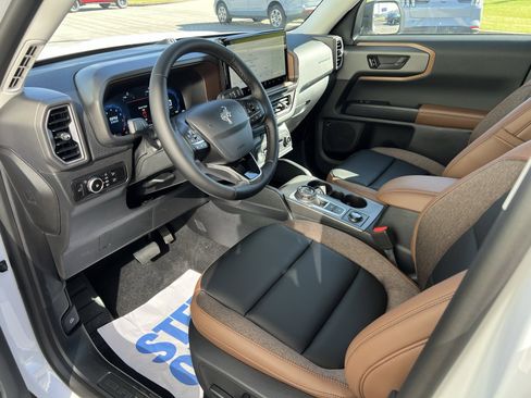New 2025 Ford Bronco Sport Outer Banks image 12