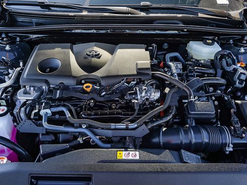 Certified 2025 Toyota Camry LE image 31