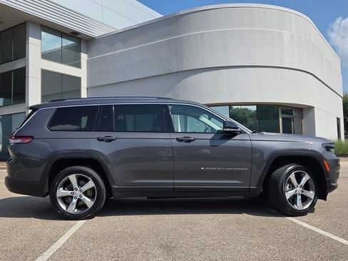 Used 2021 Jeep Grand Cherokee L Limited w/ Trailer Tow Group (B) AWD/4WD image 26