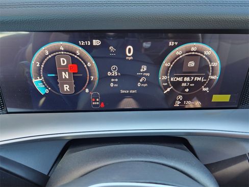 New 2026 Volkswagen Tiguan SE R-Line image 6