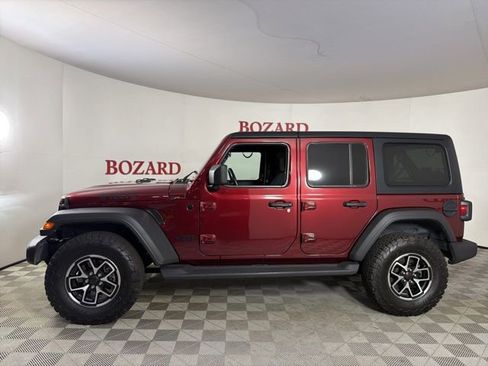 Used 2022 Jeep Wrangler Unlimited Sport AWD/4WD image 5