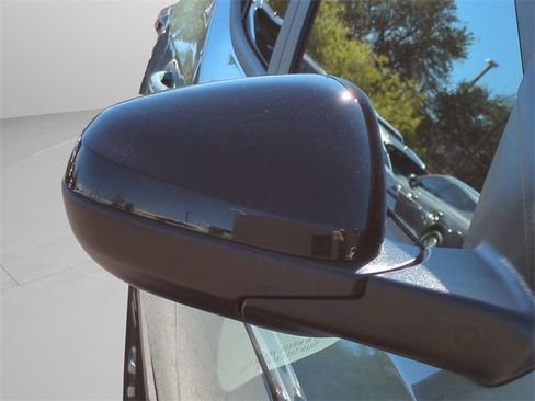 Used 2025 Chevrolet Trax ACTIV w/ Driver Confidence Package image 28