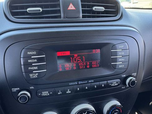 Used 2016 Kia Soul FWD image 26