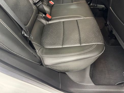 Used 2023 Buick Encore GX Essence w/ Experience Buick Package image 32