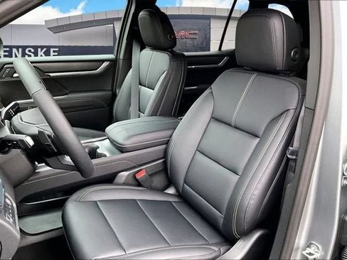 New 2026 GMC Acadia Elevation w/ Super Cruise Package AWD/4WD image 10