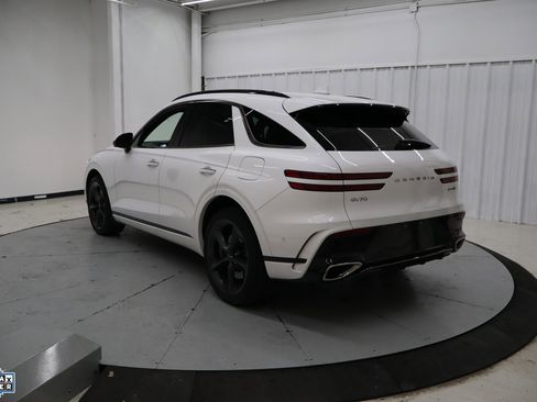 Used 2026 Genesis GV70 3.5T Sport Prestige image 8
