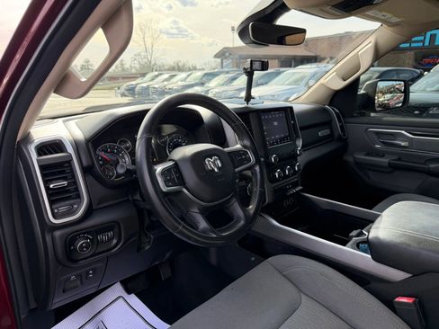 Used 2019 RAM 1500 Big Horn RWD image 10