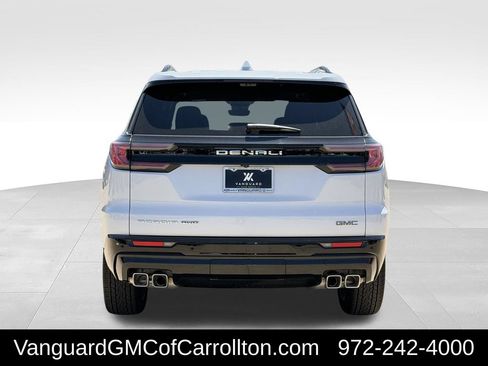 New 2026 GMC Acadia Denali Ultimate w/ LPO, Floor Liner Package AWD/4WD image 4