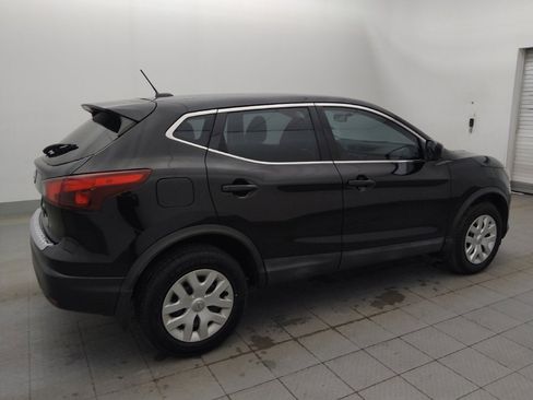 Used 2019 Nissan Rogue Sport S image 10